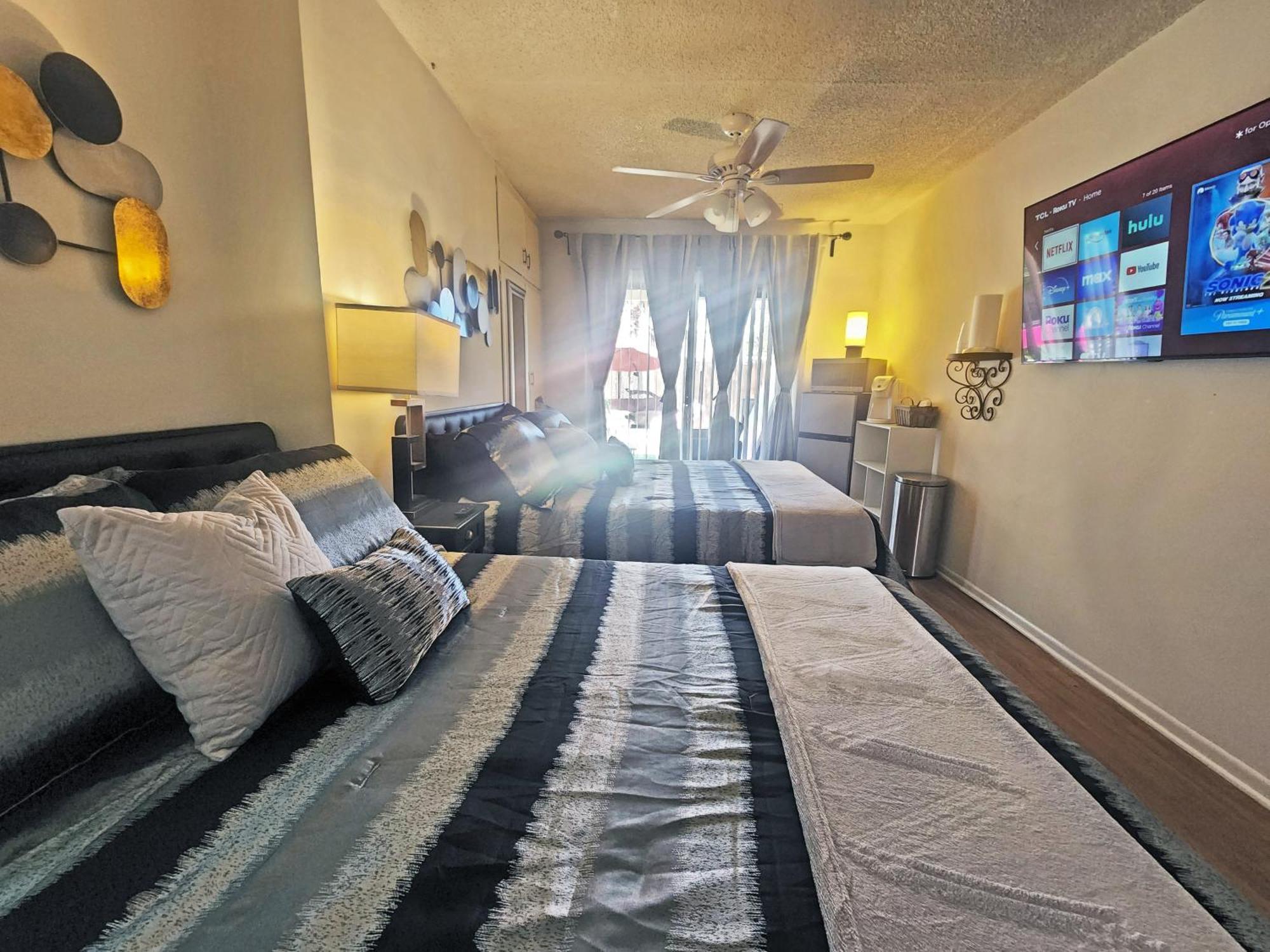 The Hathaway Suites Los Angeles Kamer foto